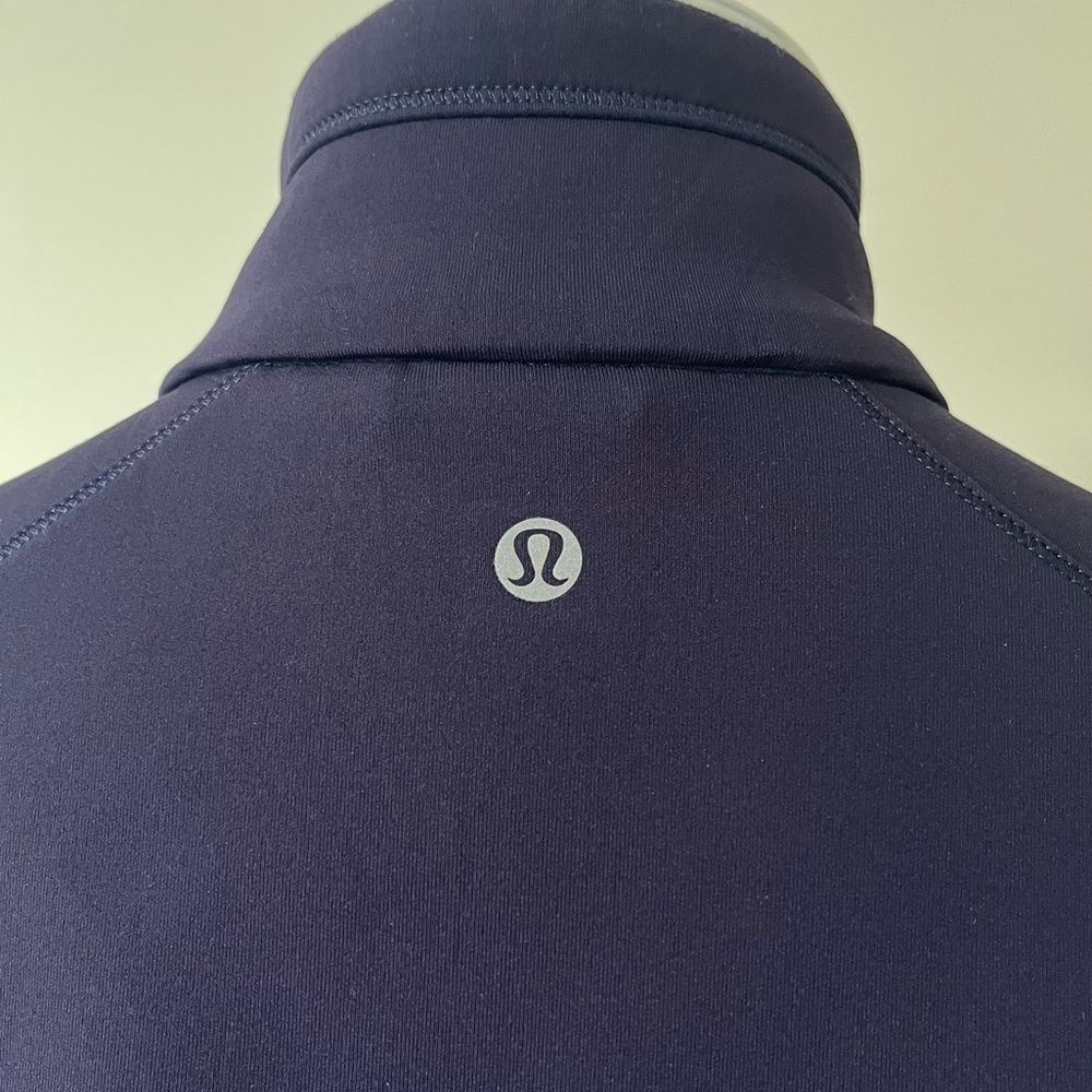 Lululemon Athletica Cardio Squad Midnight Navy Blue Zip Up Jacket W4AF7S EUC 4 - Picture 7 of 9